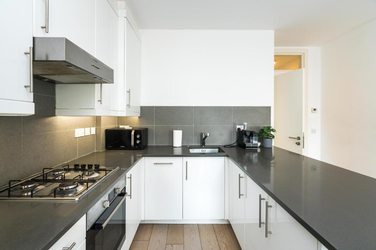 Spacious 2 Bedroom / Earls Court / Kensington London Bagian luar foto