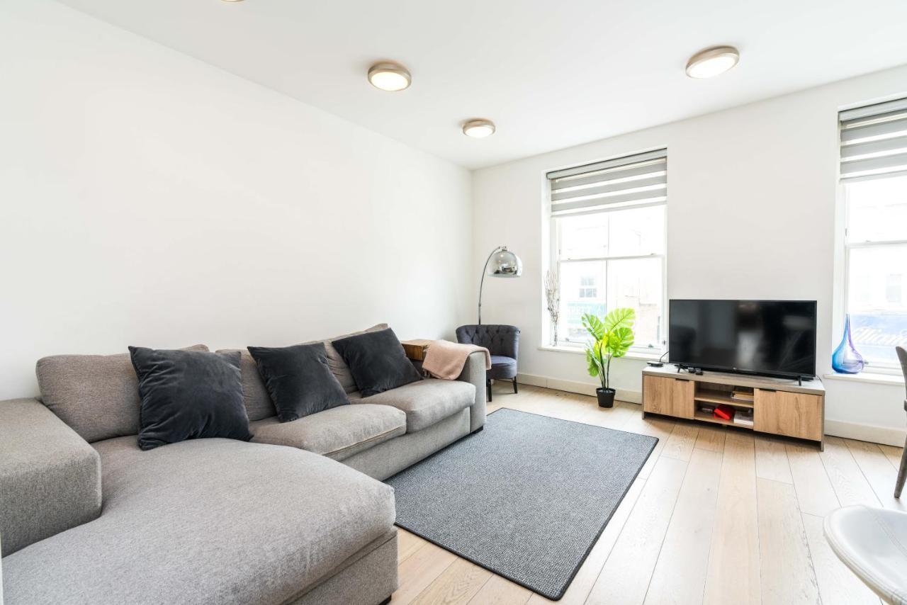 Spacious 2 Bedroom / Earls Court / Kensington London Bagian luar foto